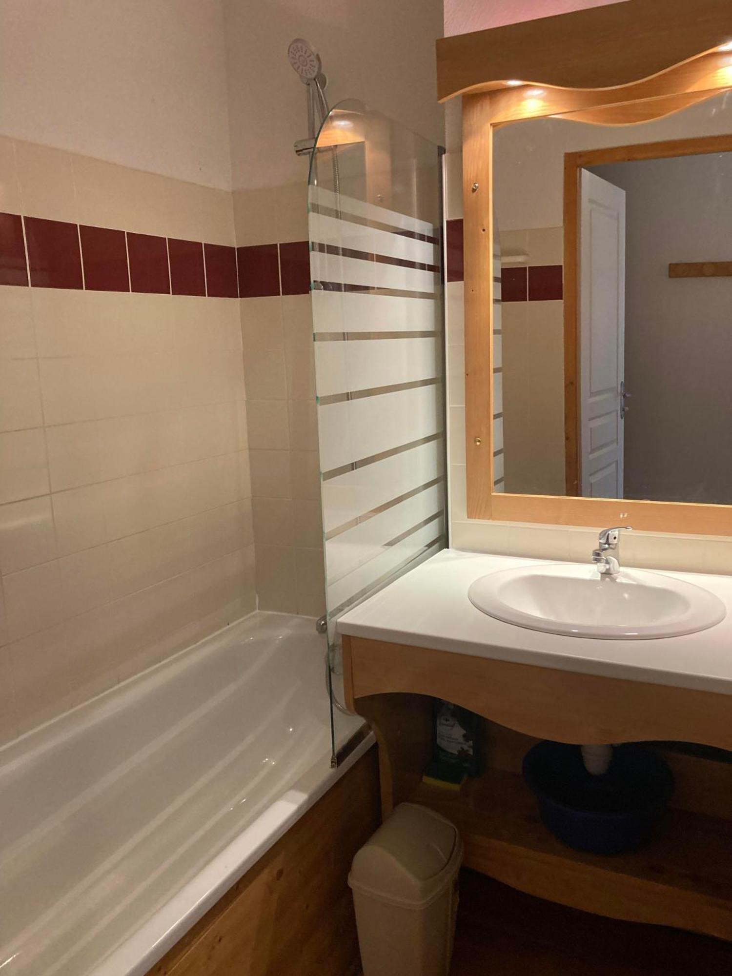 Appartement Pied Des Pistes, Terrasse Wifi Et Parking ฌ็องรุส ภายนอก รูปภาพ